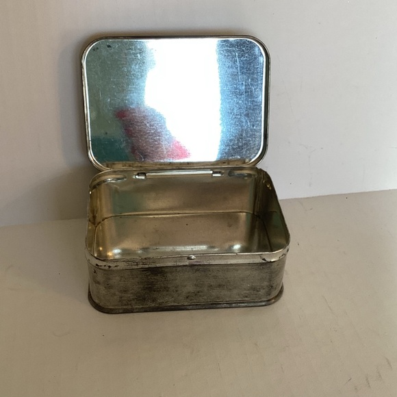 Vintage Pewter Trinket Box Container - Picture 3 of 3